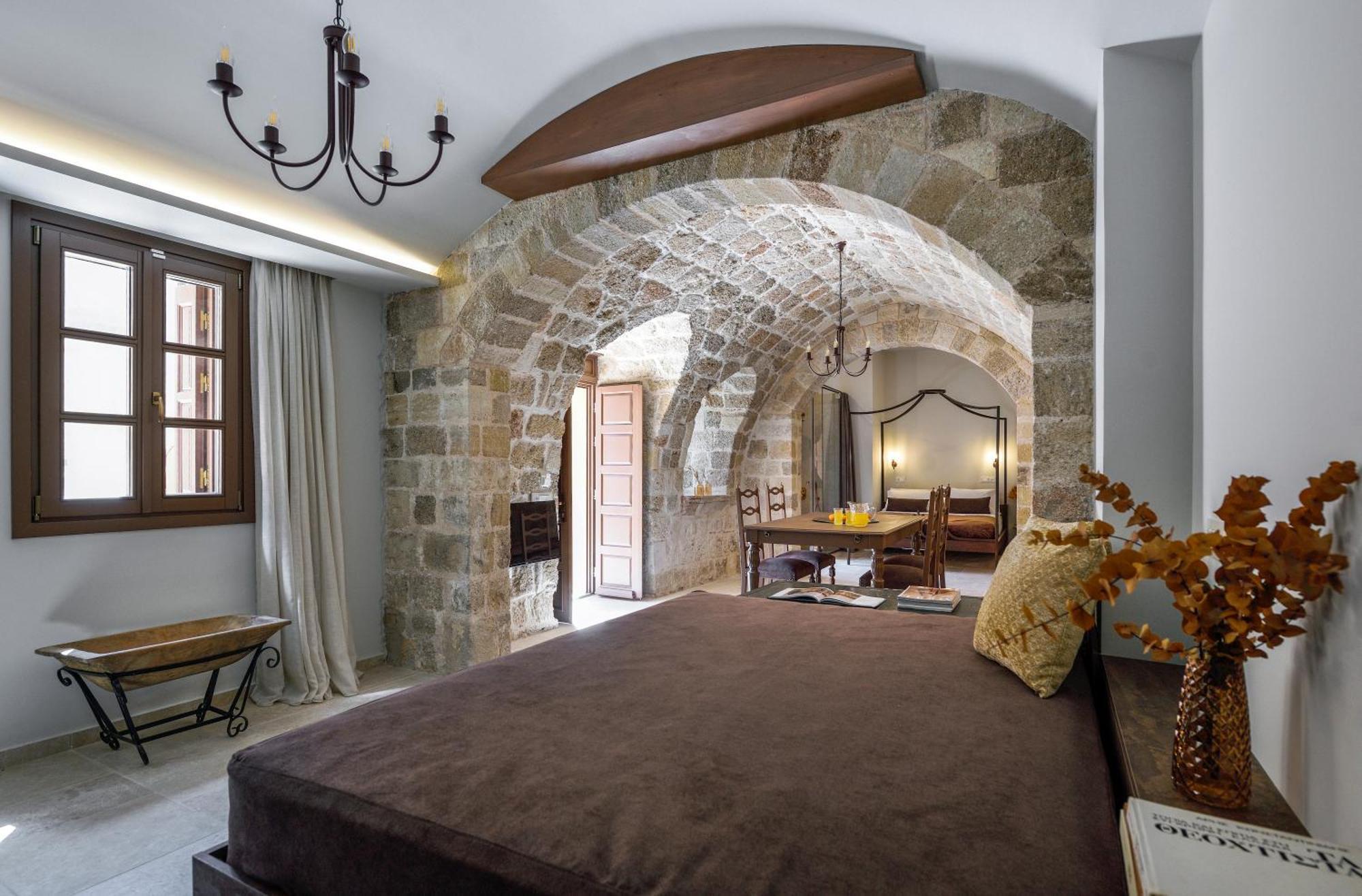 Spanish Knights Inn Rhodes City Extérieur photo