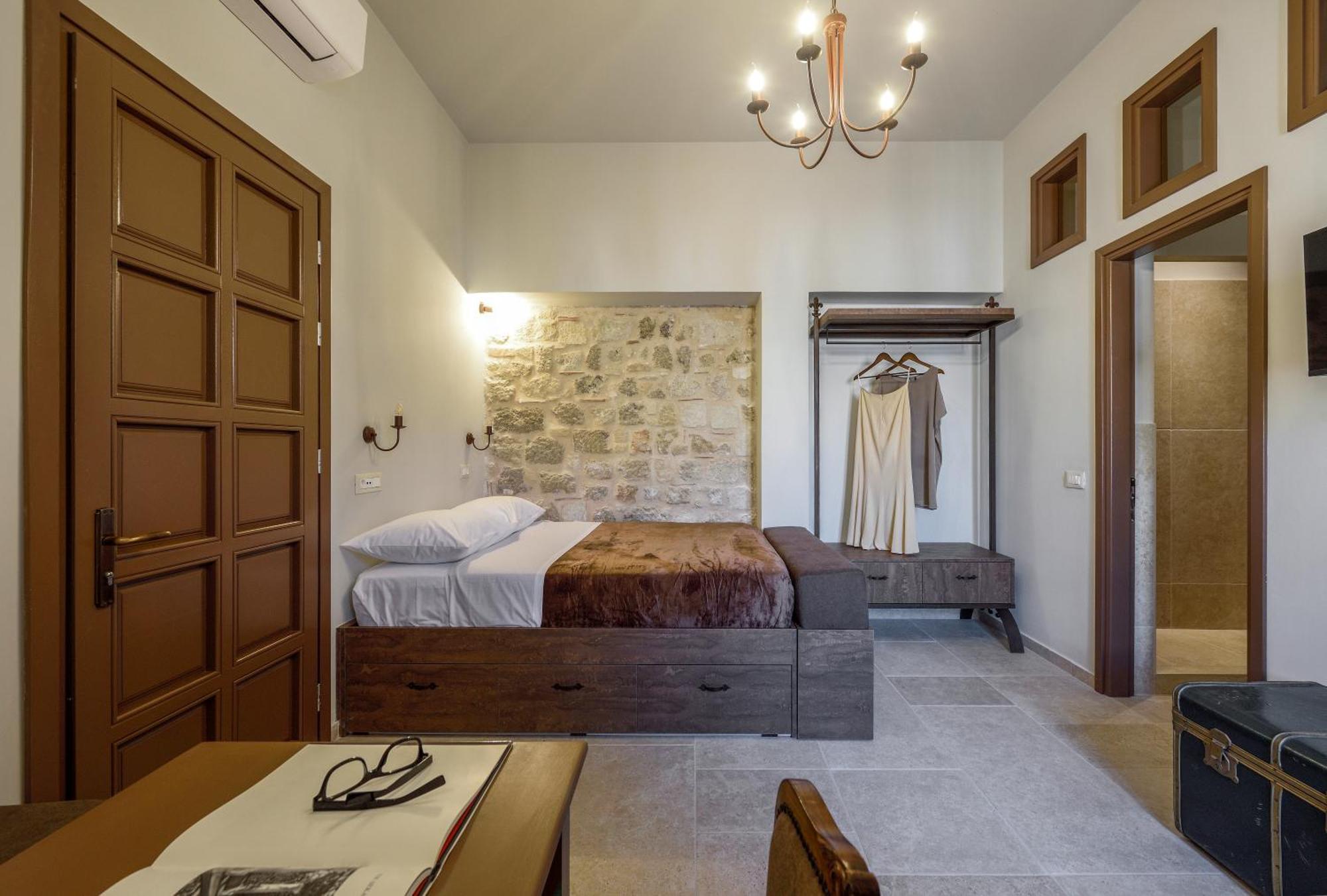 Spanish Knights Inn Rhodes City Extérieur photo