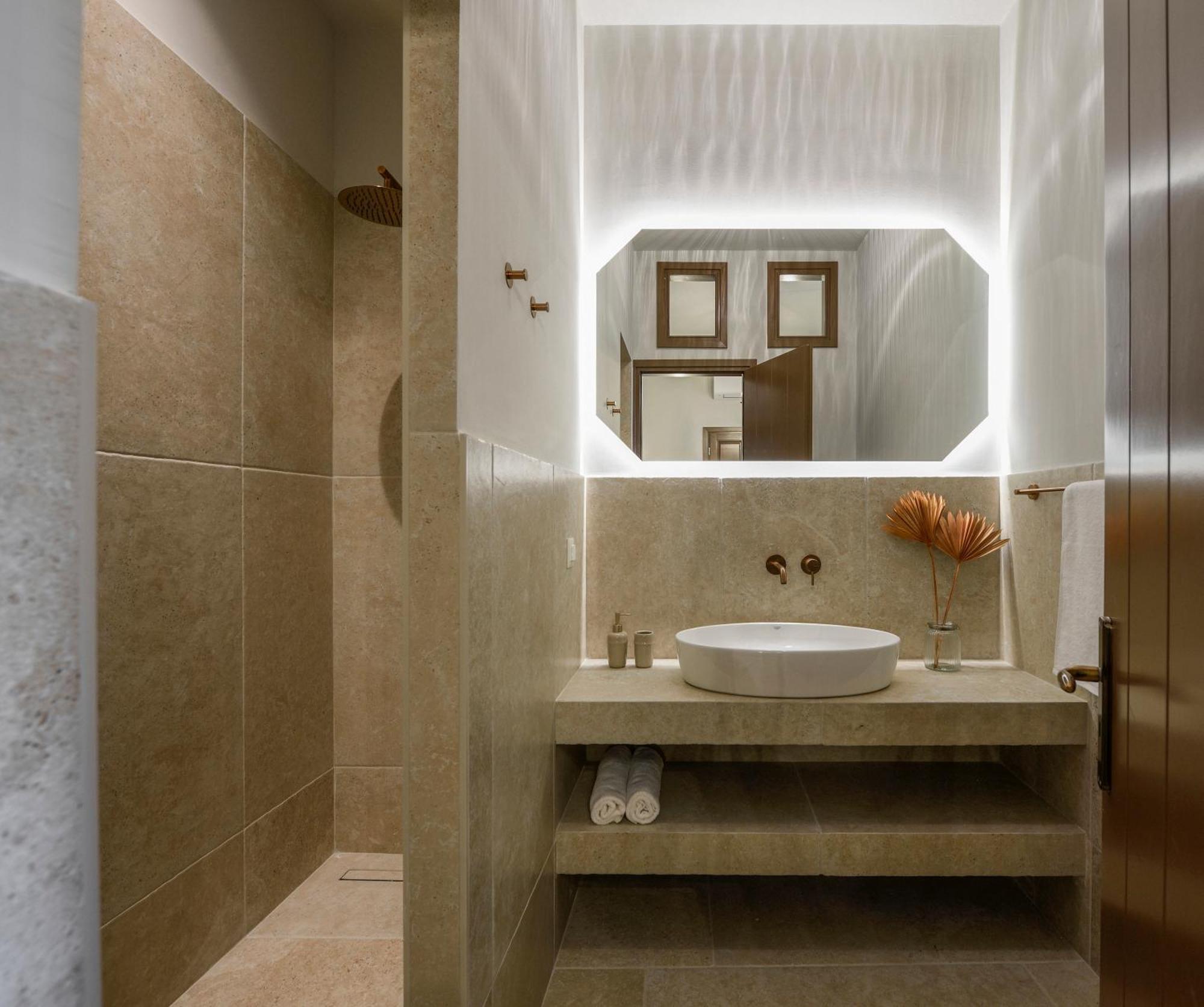 Spanish Knights Inn Rhodes City Extérieur photo