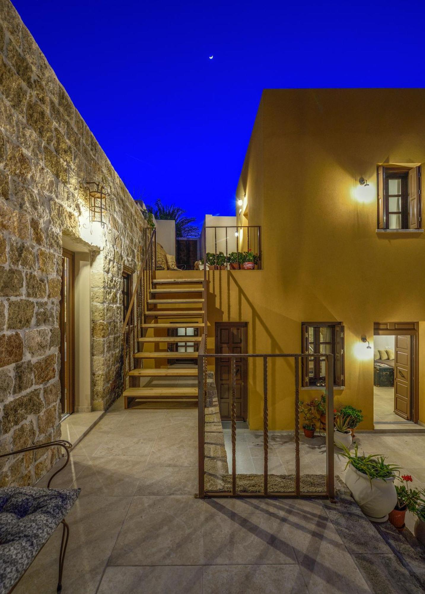 Spanish Knights Inn Rhodes City Extérieur photo