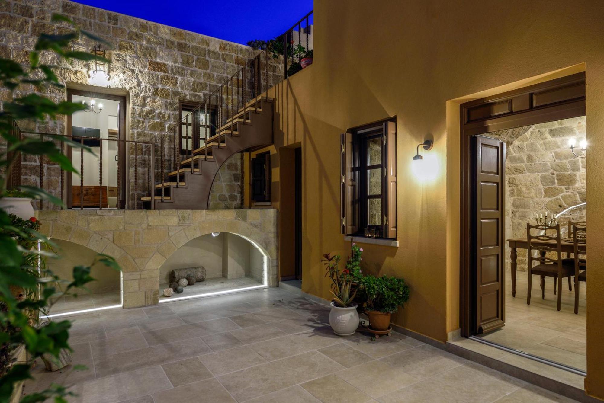 Spanish Knights Inn Rhodes City Extérieur photo