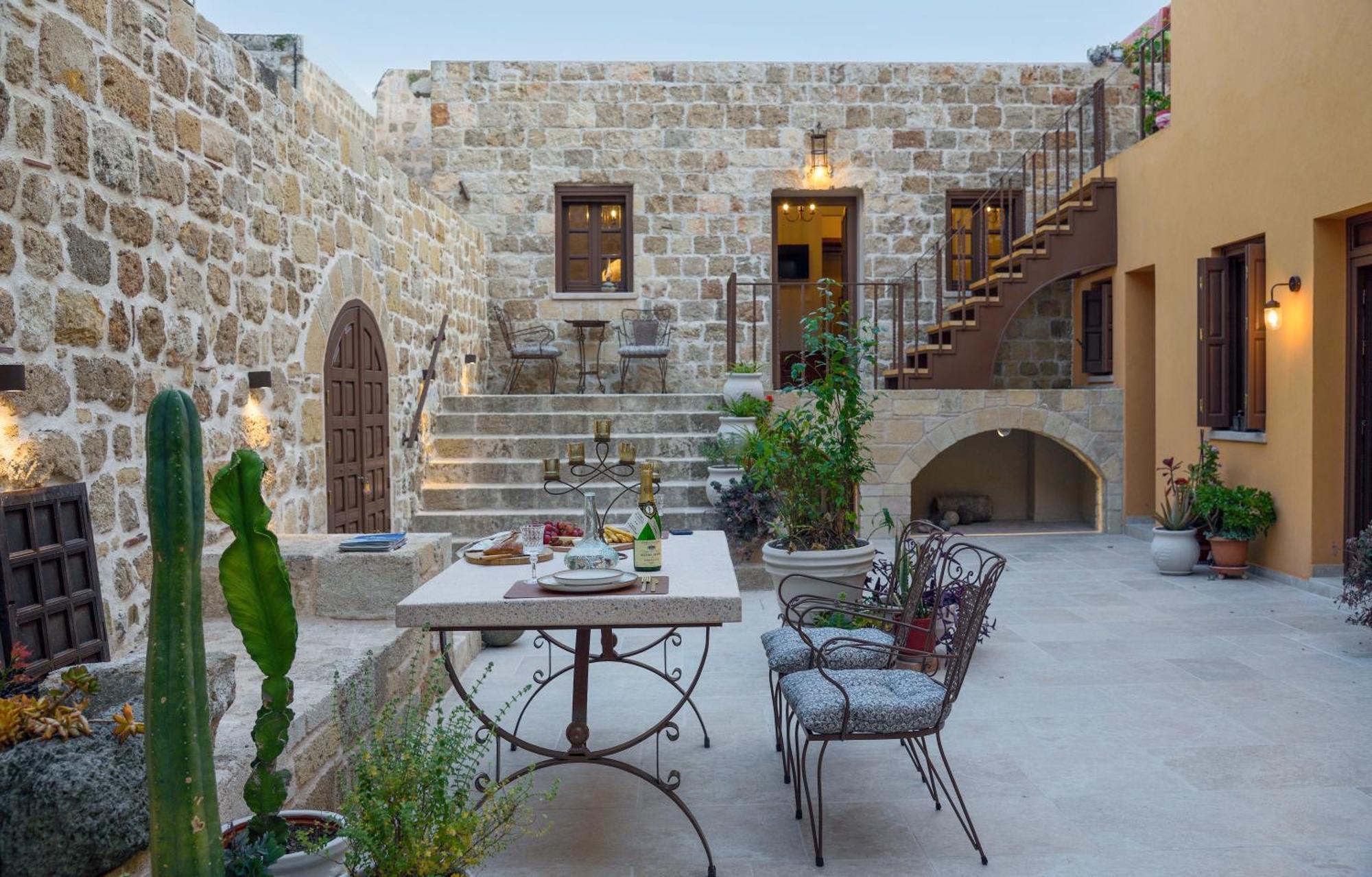 Spanish Knights Inn Rhodes City Extérieur photo