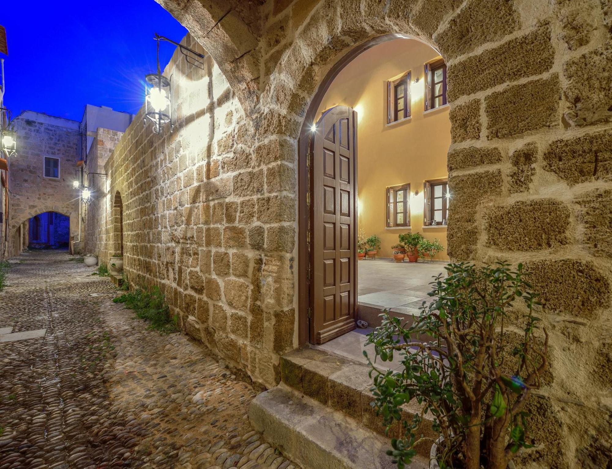 Spanish Knights Inn Rhodes City Extérieur photo